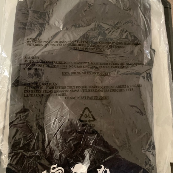 PLEASURES Ritual T Shirt Size Large - Picture 5 of 5